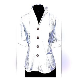 Nwt white button down short sleeve blouse! Cute buttond gathered sleeve❣️